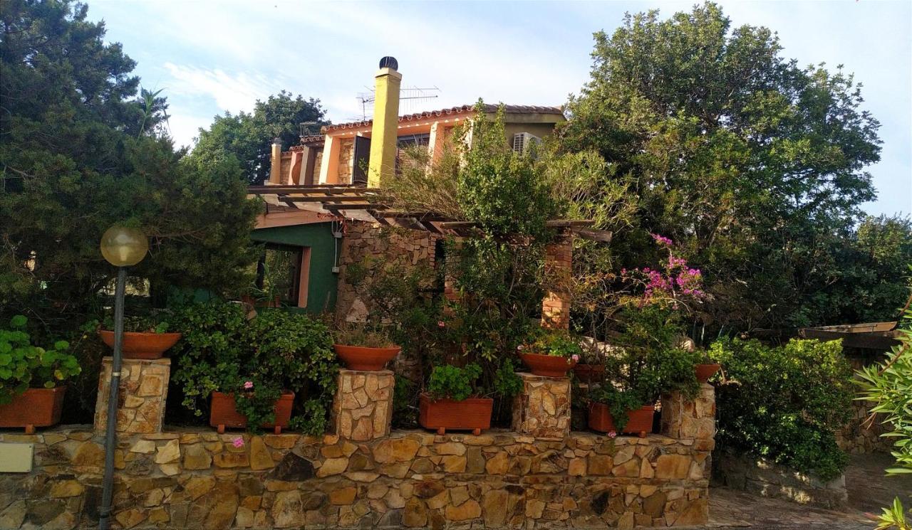 Villa Milena Villasimius, Wifi Gratuito, Ampio Giardino A 300 M Dal Mare Exterior photo